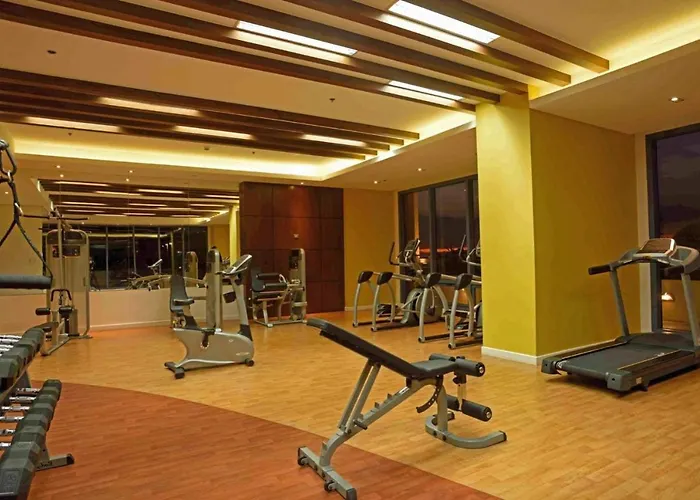 Grand Riviera Suites, Us Embassy Comfy, Affordable In Roxas Blvd, Ermita Appartement Manilla